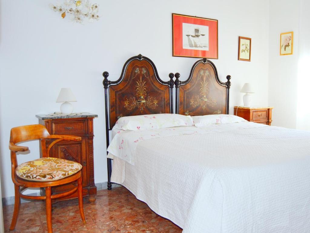 A B C Bologna In B&B الغرفة الصورة