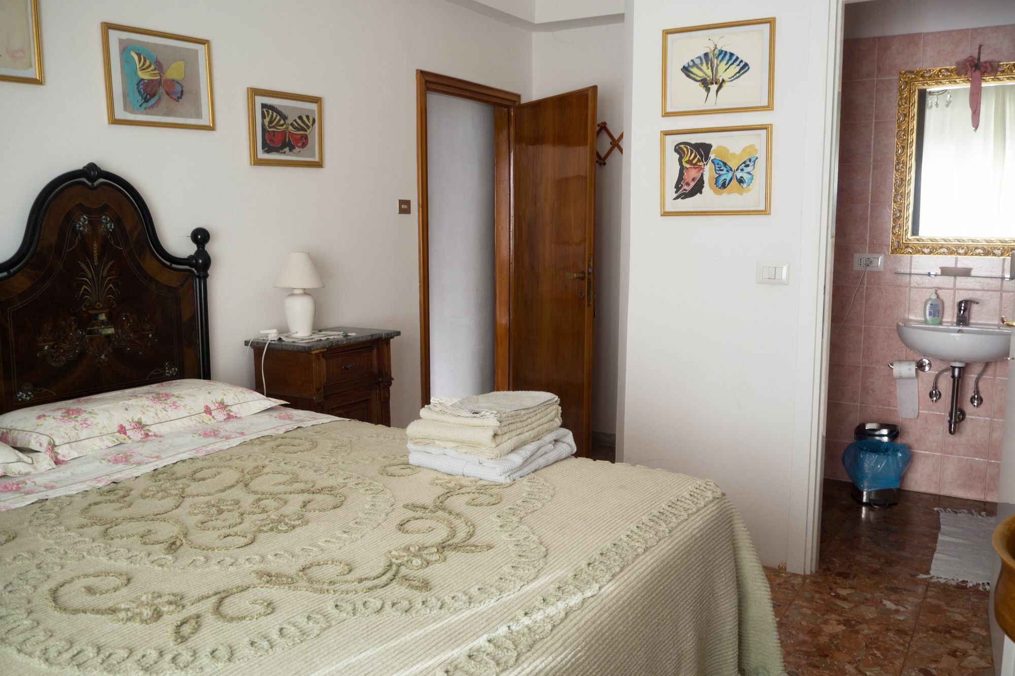 A B C Bologna In B&B المظهر الخارجي الصورة